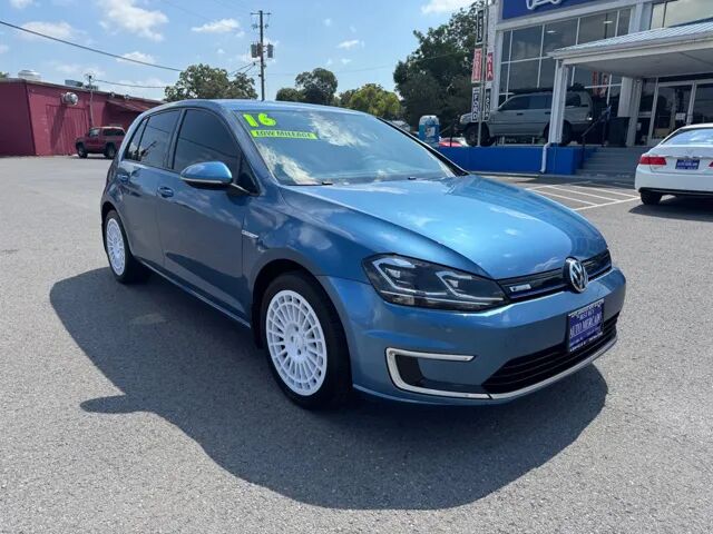 2016 VOLKSWAGEN e-Golf