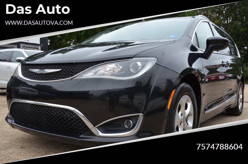 2017 CHRYSLER Pacifica