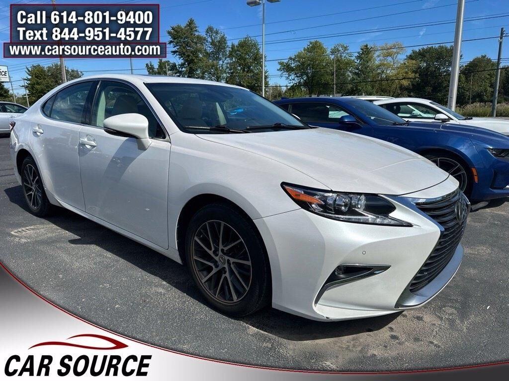 2017 LEXUS ES