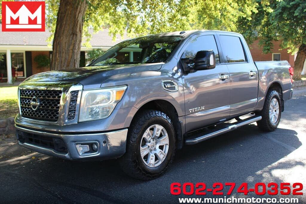 2017 NISSAN Titan