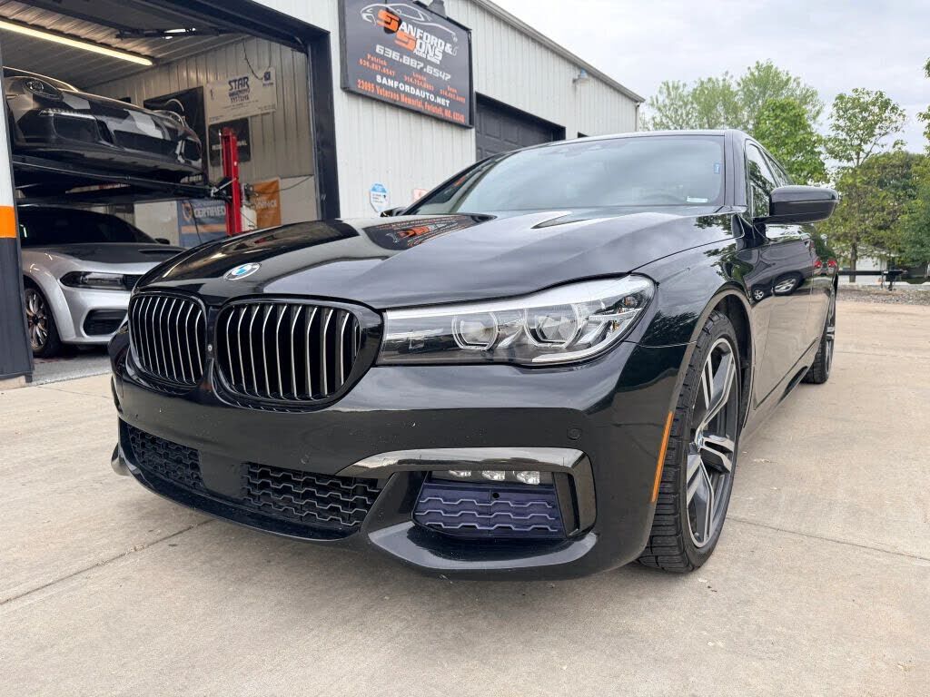 2017 BMW 740i