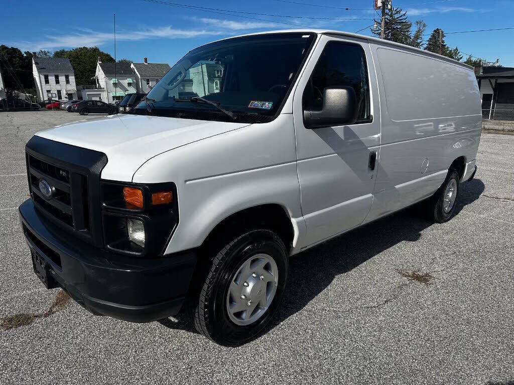 2011 FORD E-150