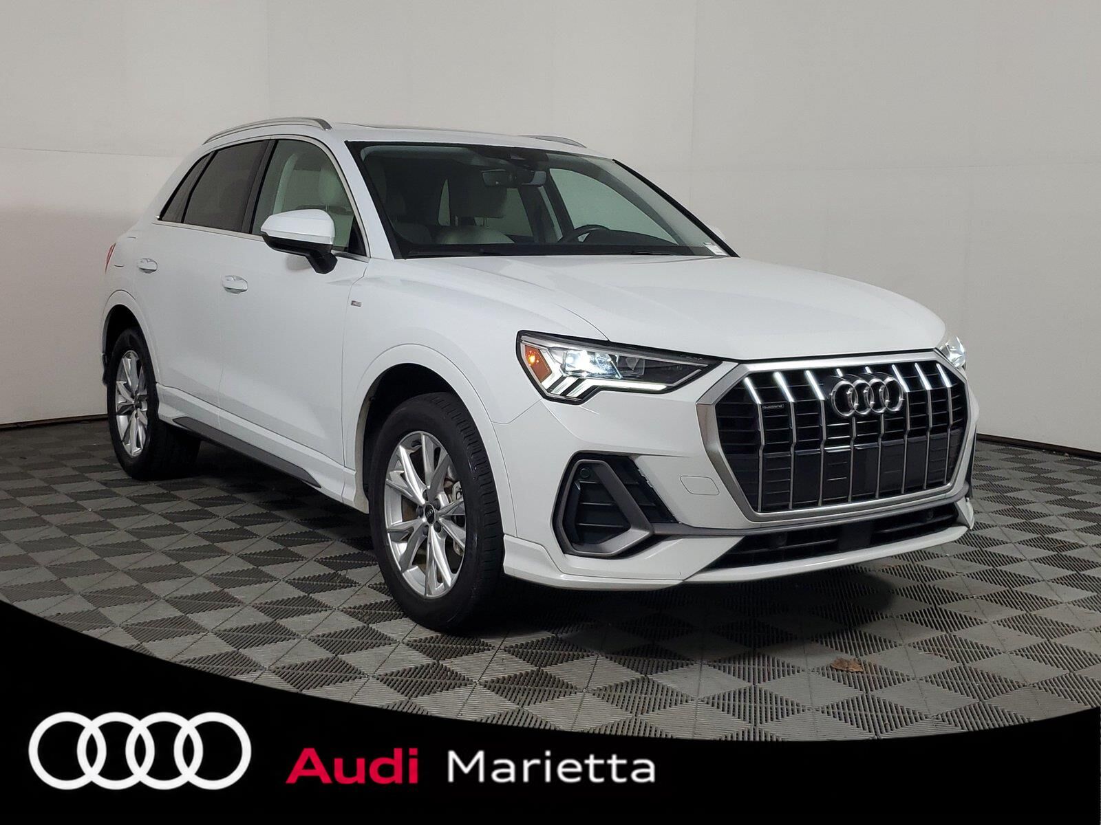 2024 AUDI Q3