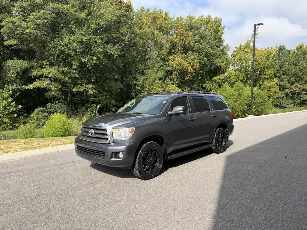 2016 TOYOTA Sequoia