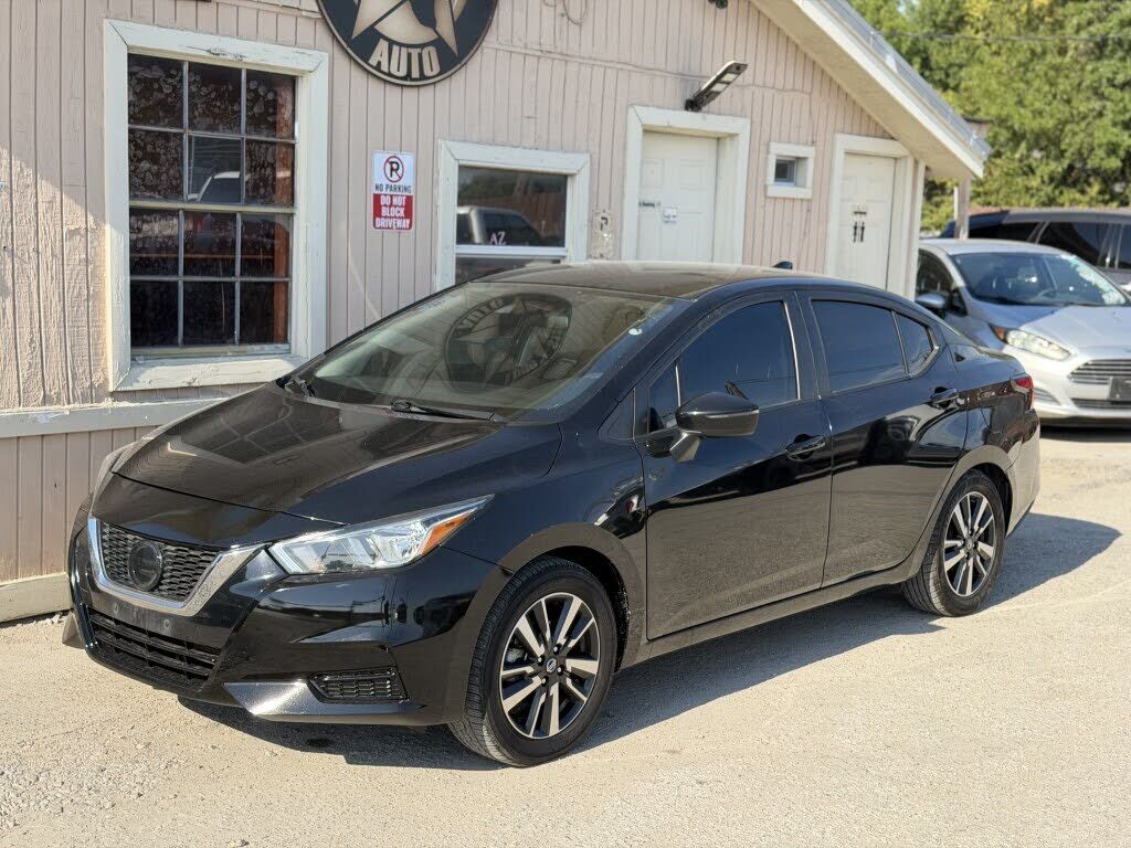 2021 NISSAN Versa