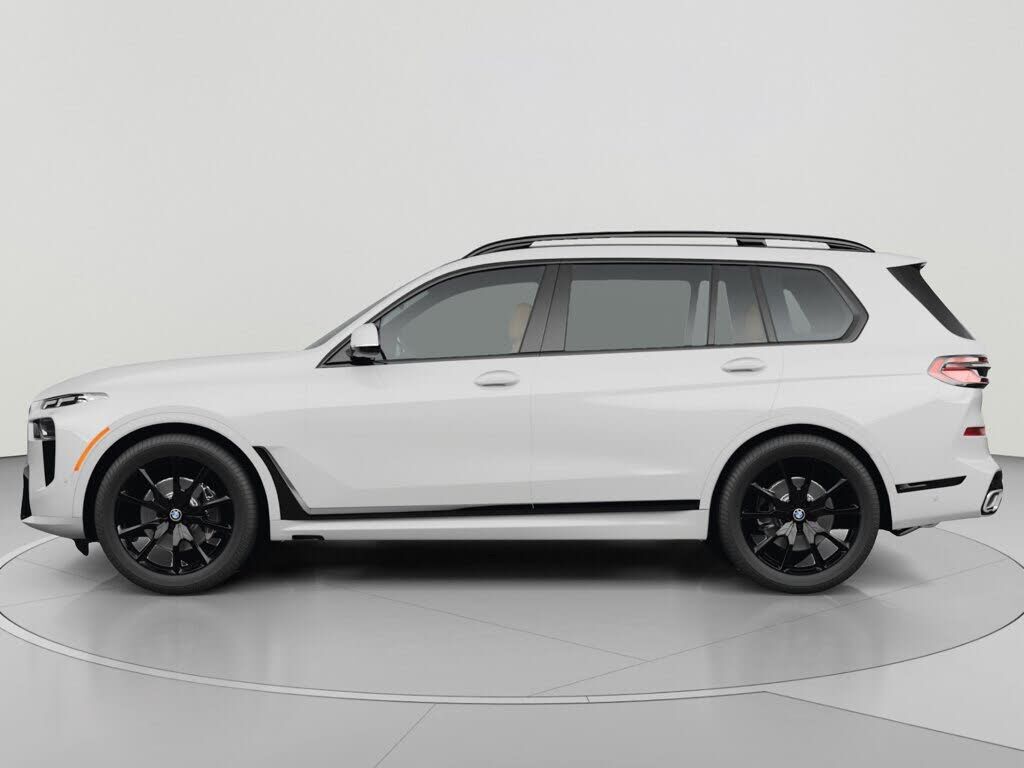2026 BMW X7