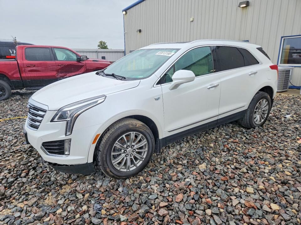 2017 CADILLAC XT5