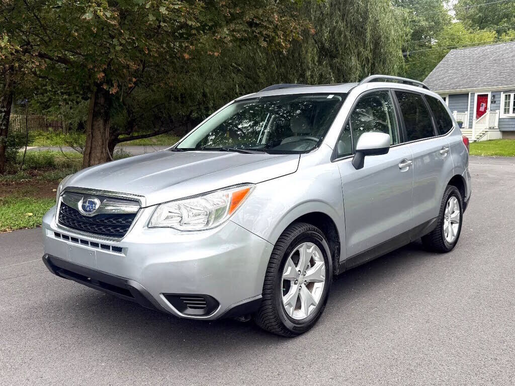 2014 SUBARU Forester