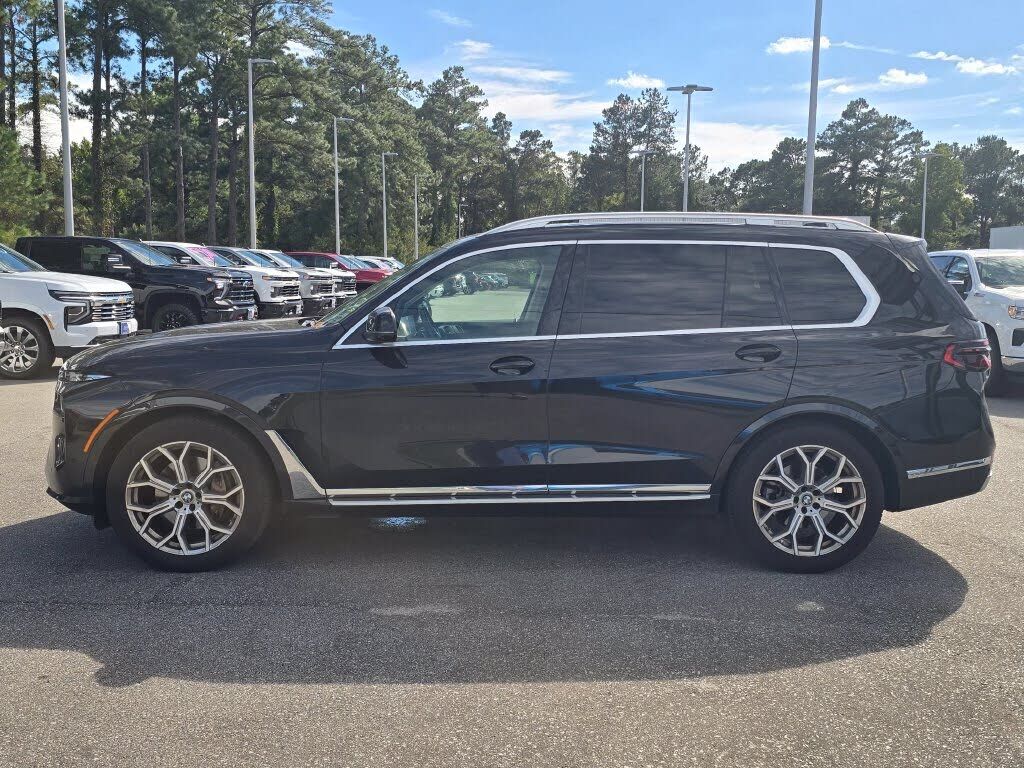 2025 BMW X7