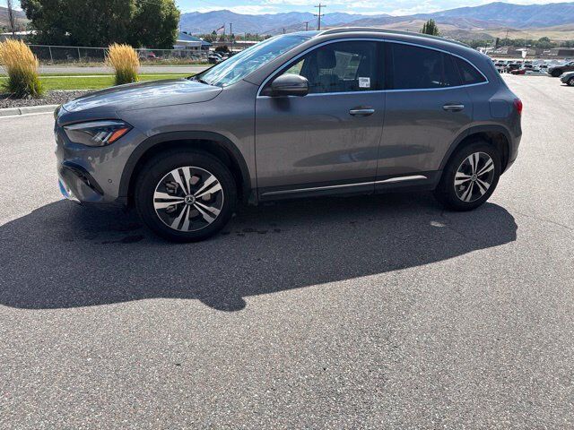 2025 Mercedes-Benz GLA-Class