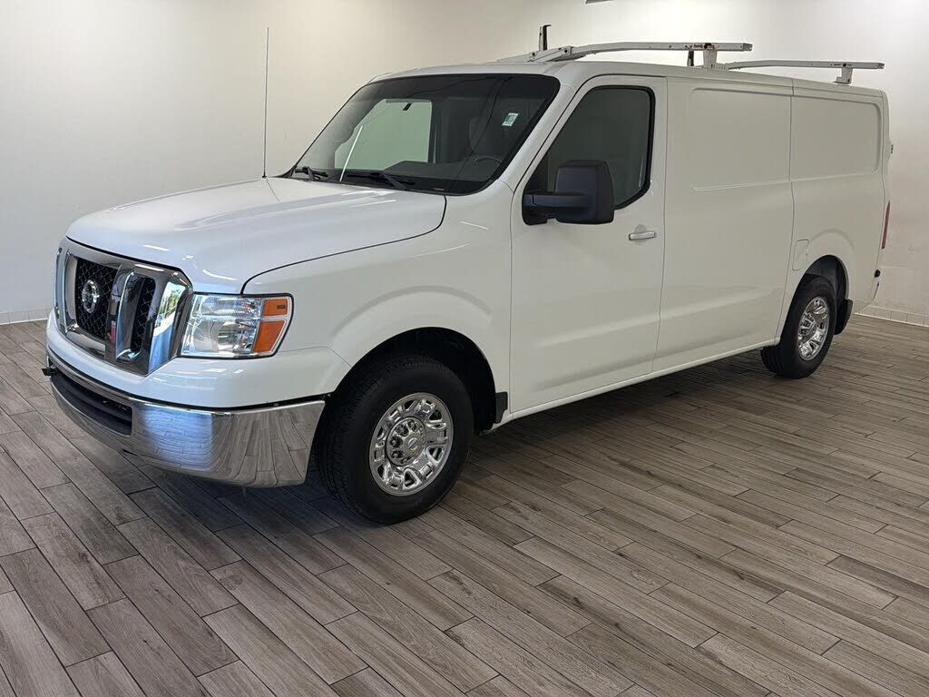 2019 NISSAN NV