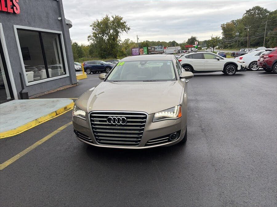 2014 AUDI A8