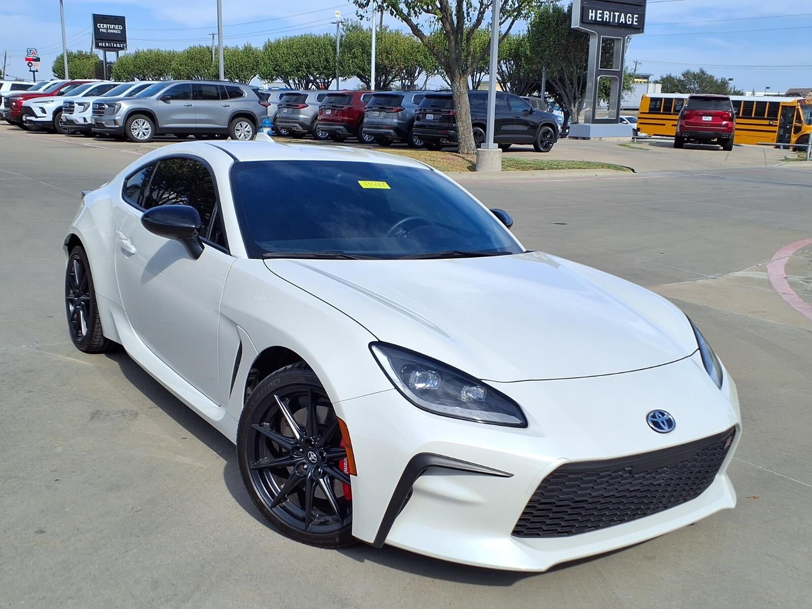2025 TOYOTA GR86