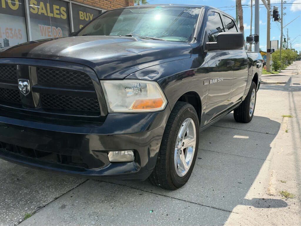 2012 DODGE Ram