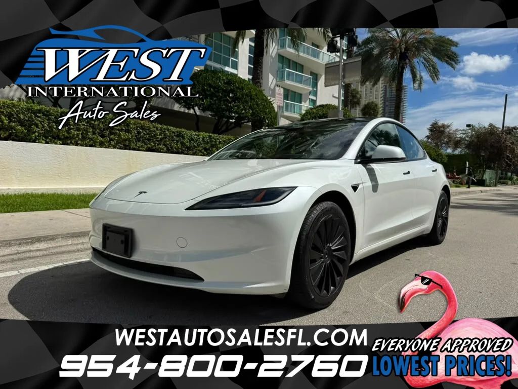 2025 TESLA Model 3