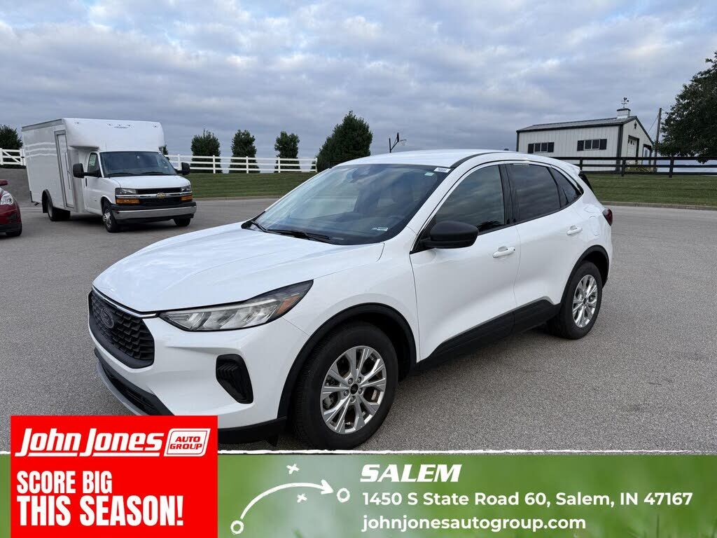 2024 FORD Escape