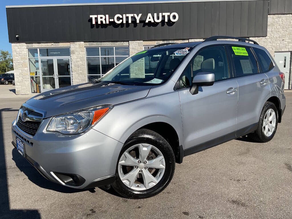 2016 SUBARU Forester
