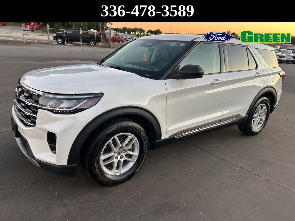 2025 FORD Explorer