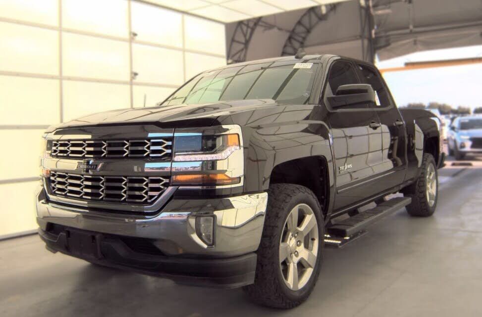 2018 CHEVROLET Silverado
