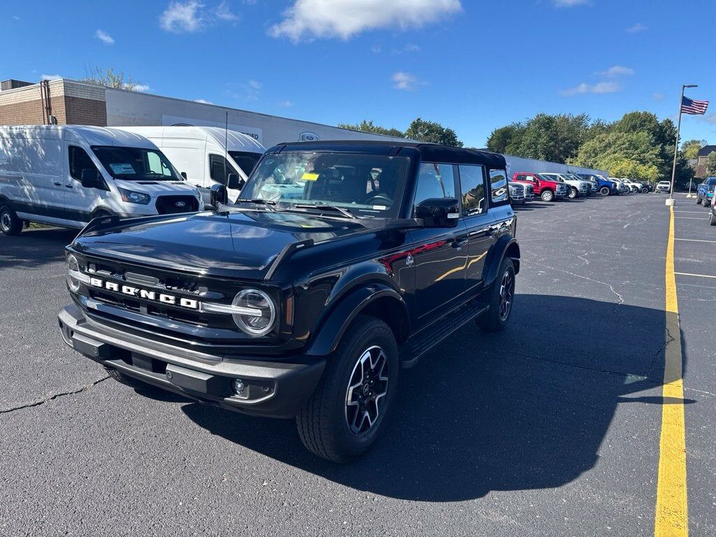 2024 FORD Bronco