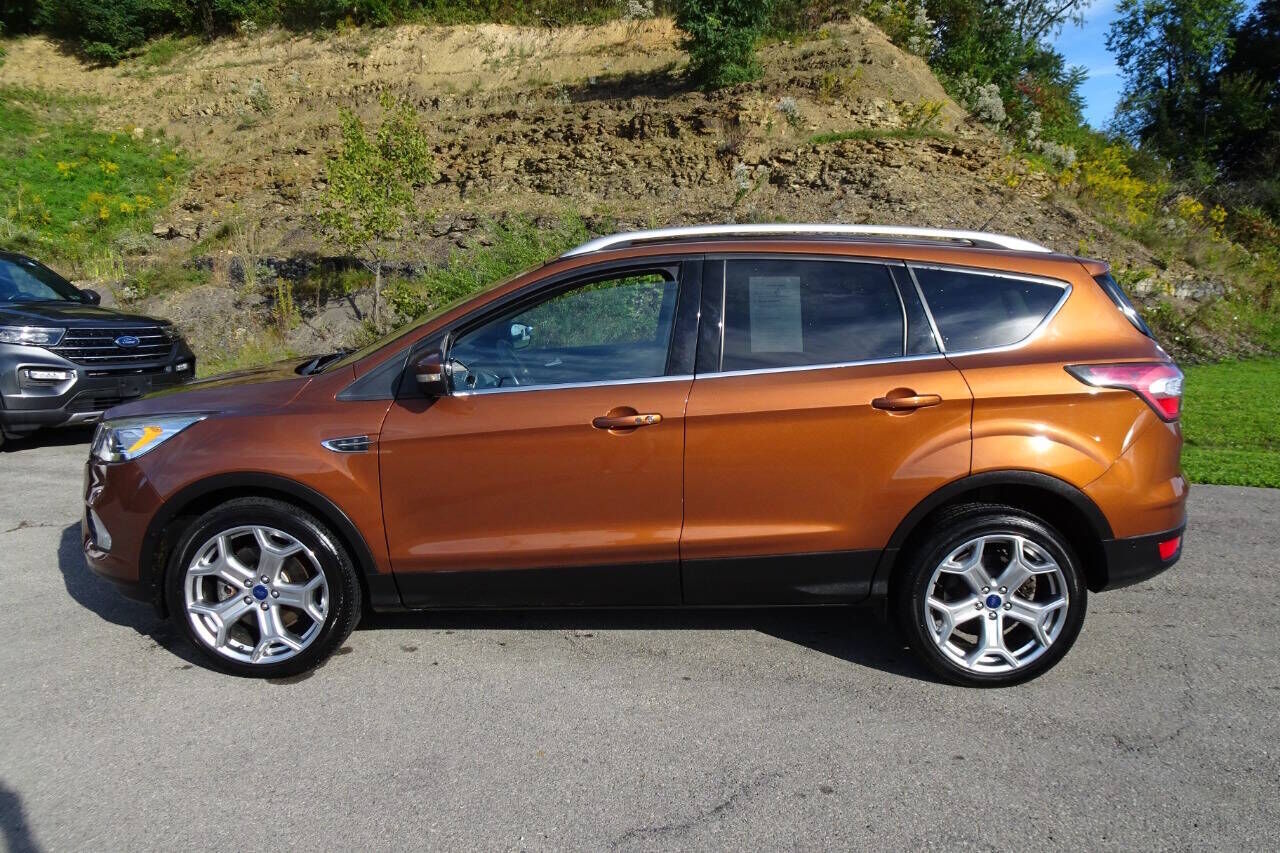 2017 FORD Escape