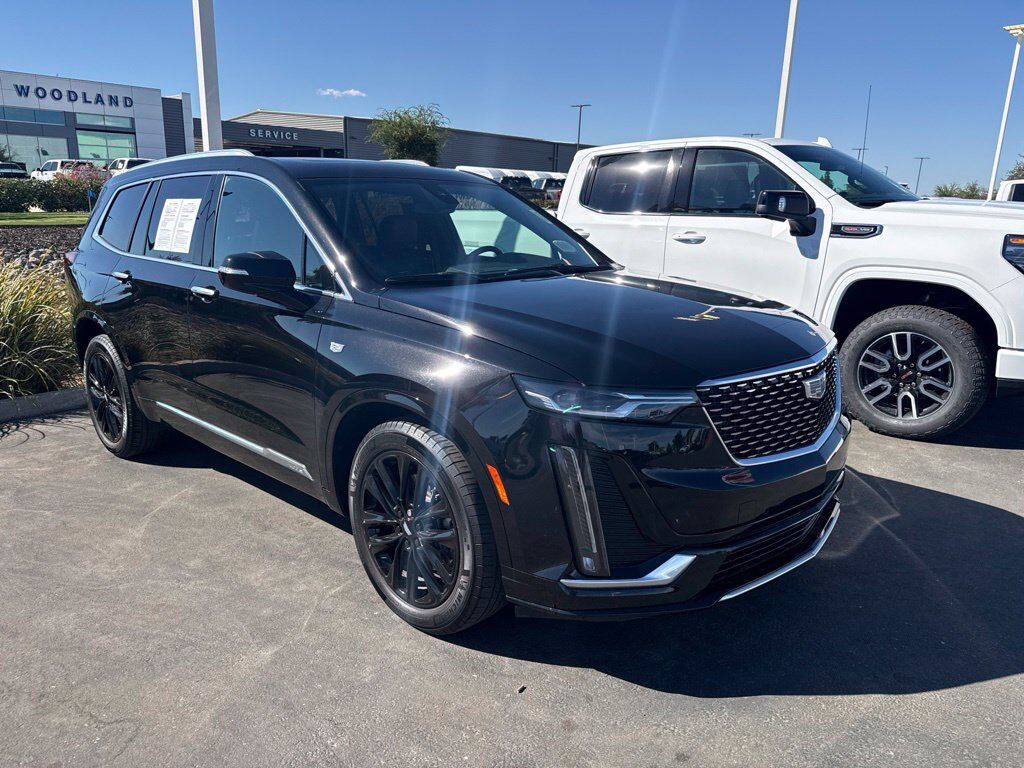 2024 CADILLAC XT6