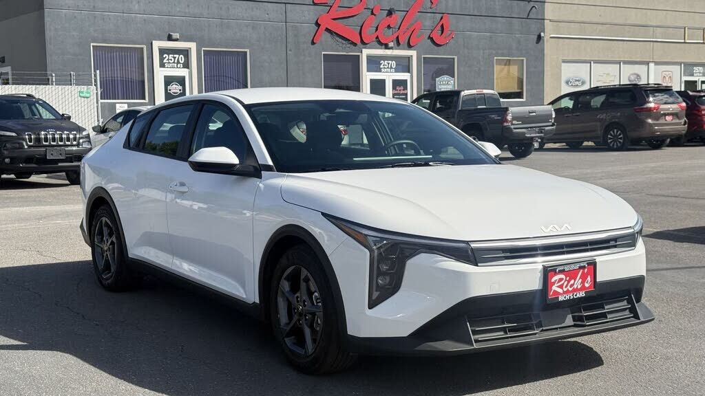 2026 KIA K4