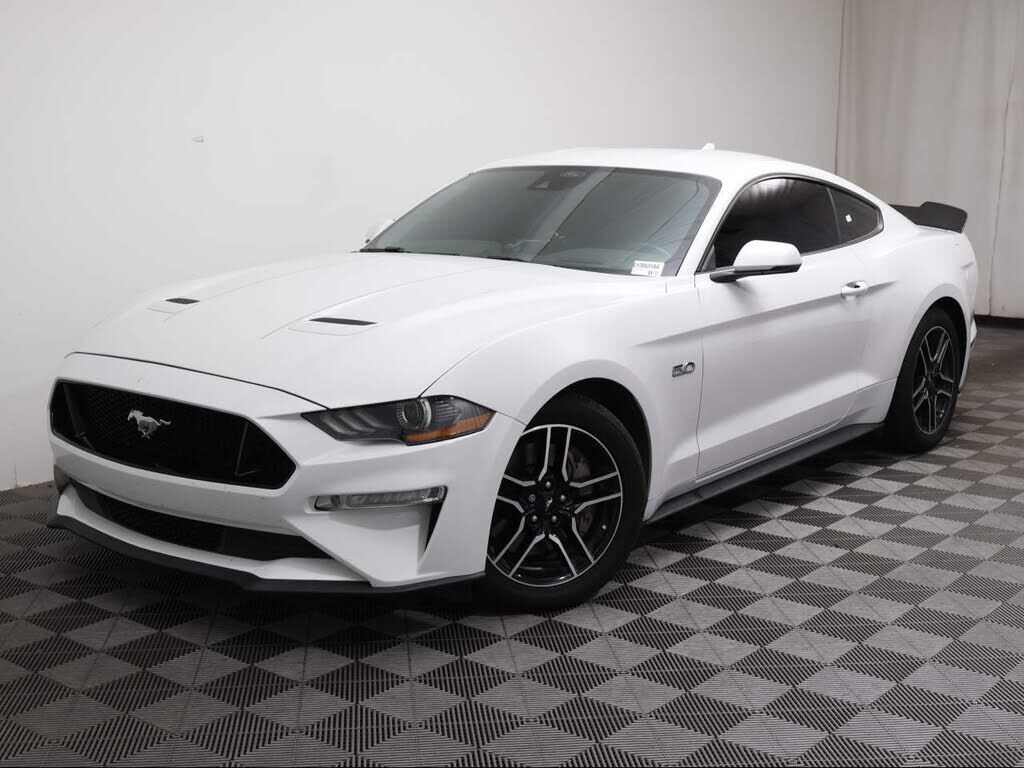 2020 FORD Mustang