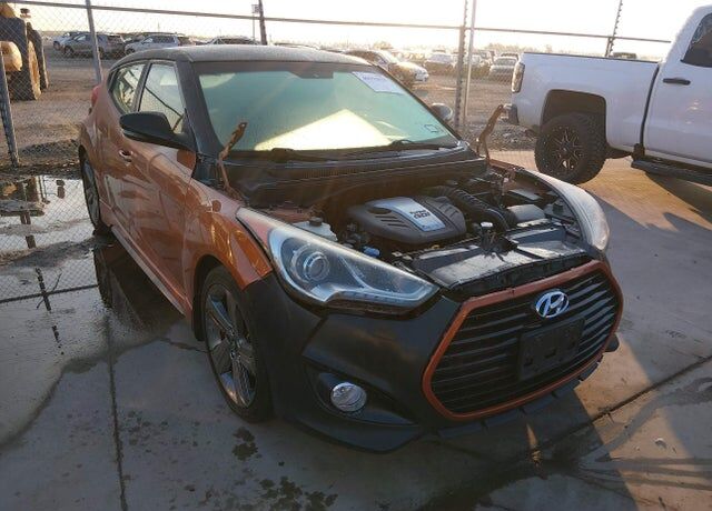 2013 HYUNDAI Veloster
