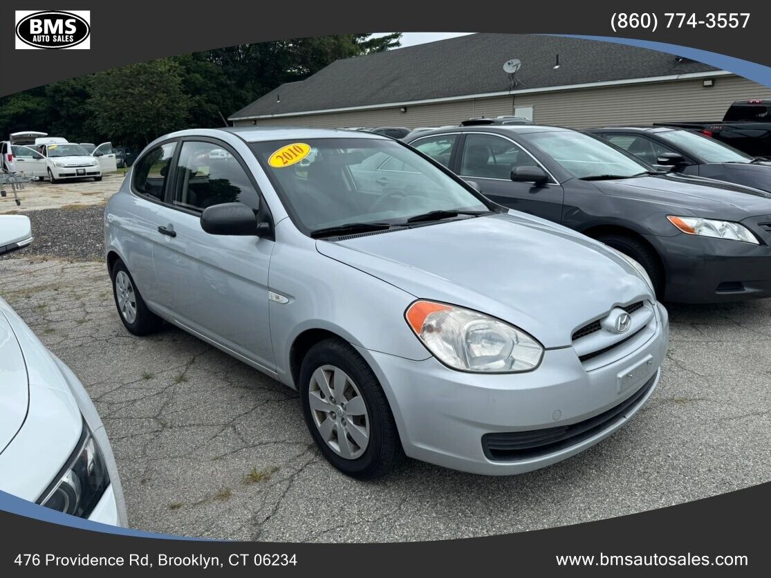 2010 HYUNDAI Accent