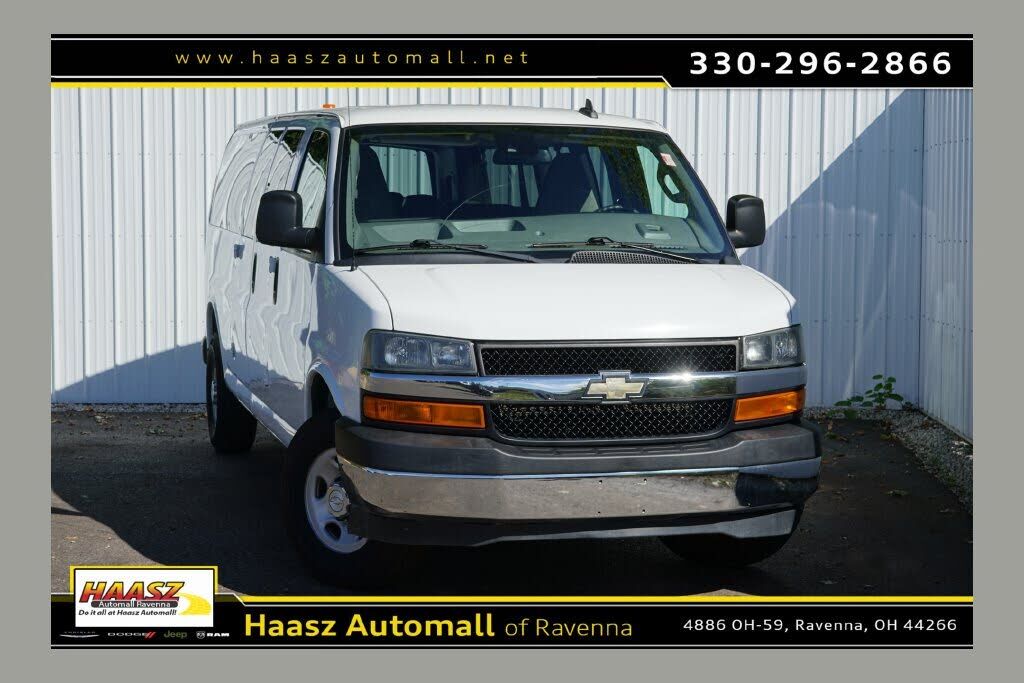 2019 CHEVROLET Express