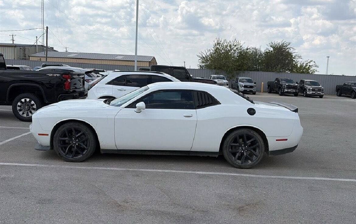2020 DODGE Challenger