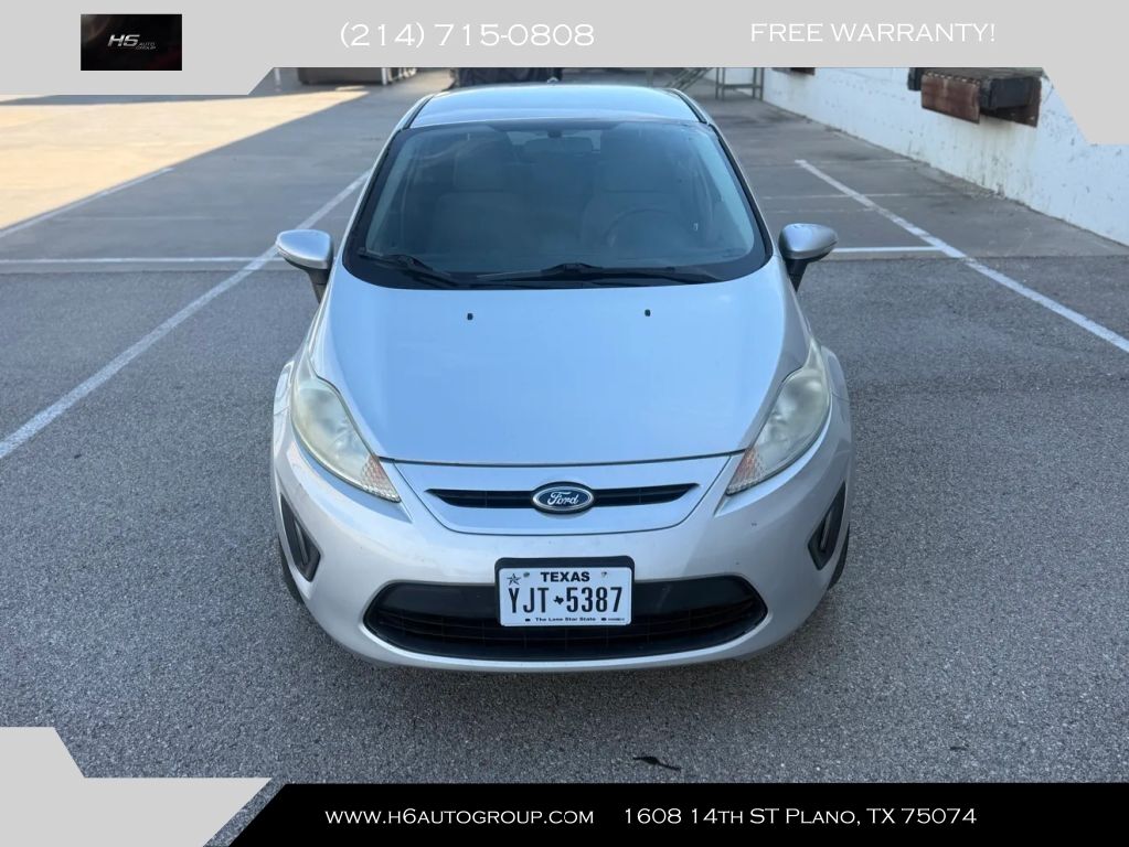 2013 FORD Fiesta