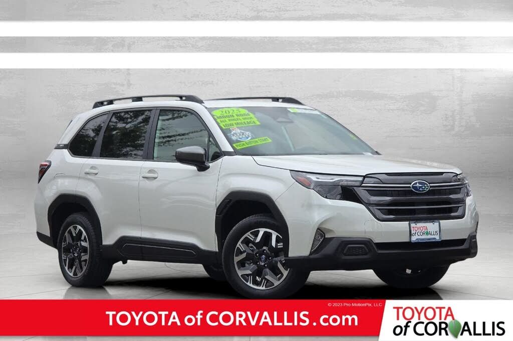 2025 SUBARU Forester