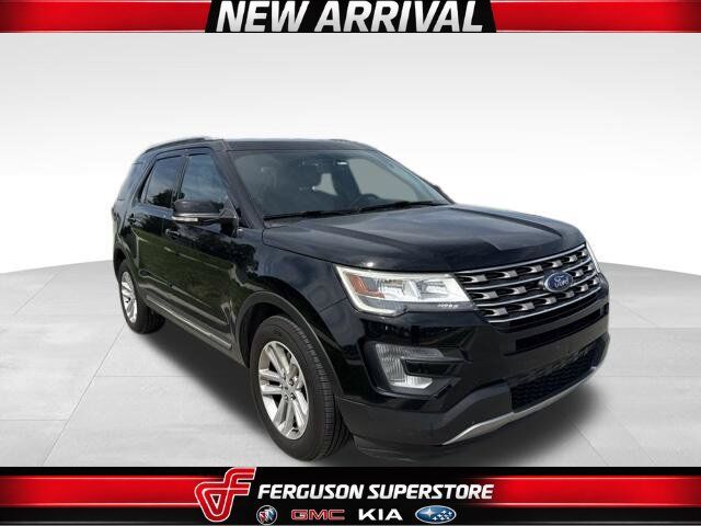2017 FORD Explorer