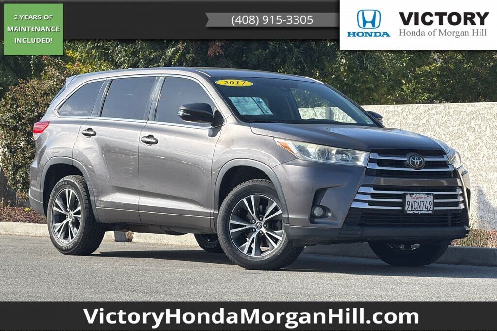2017 TOYOTA Highlander