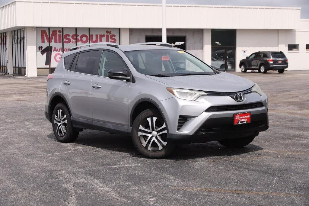 2016 TOYOTA RAV4