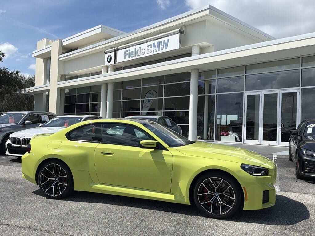 2025 BMW M2