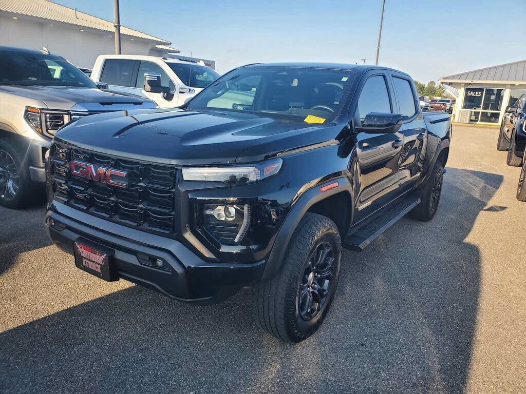 2024 GMC Canyon