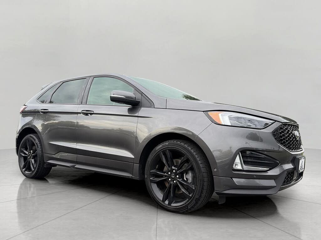 2020 FORD Edge