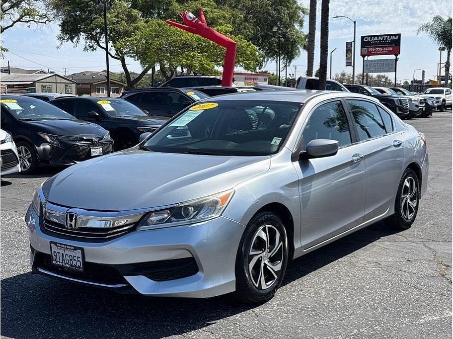 2017 HONDA Accord