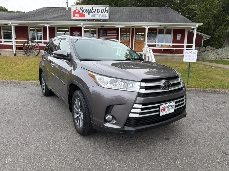 2018 TOYOTA Highlander