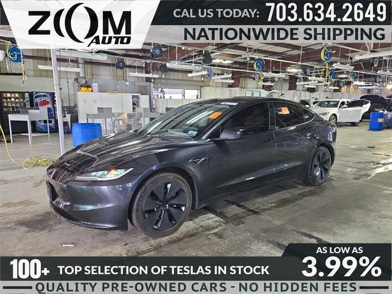 2025 TESLA Model 3