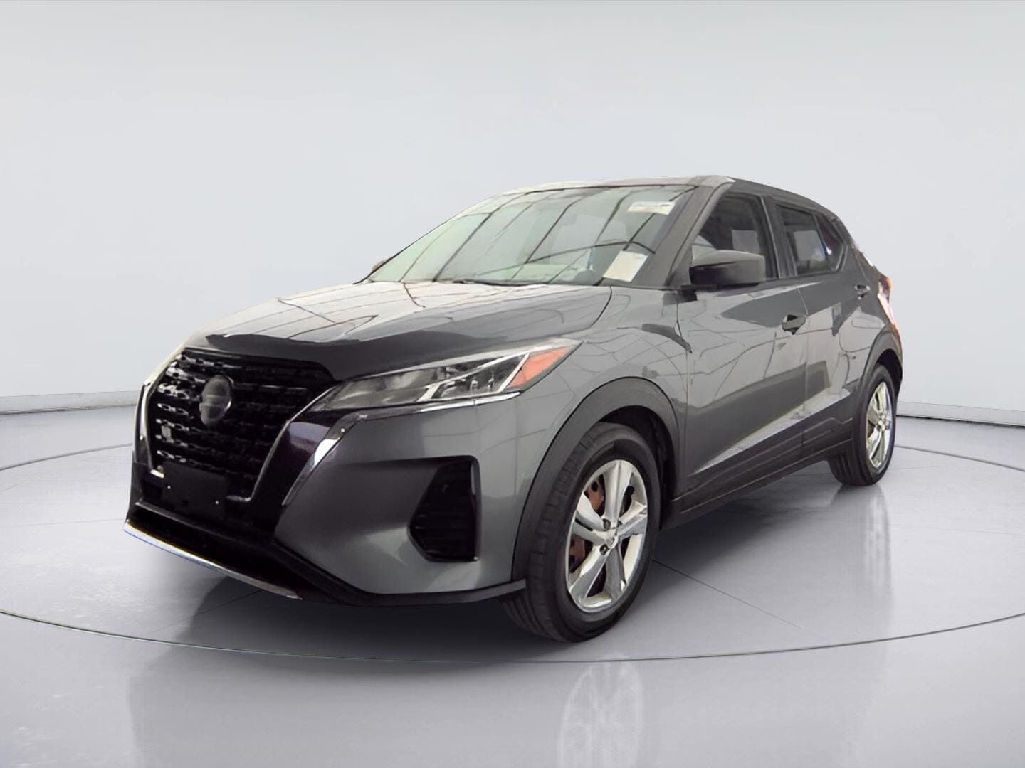 2021 NISSAN Kicks