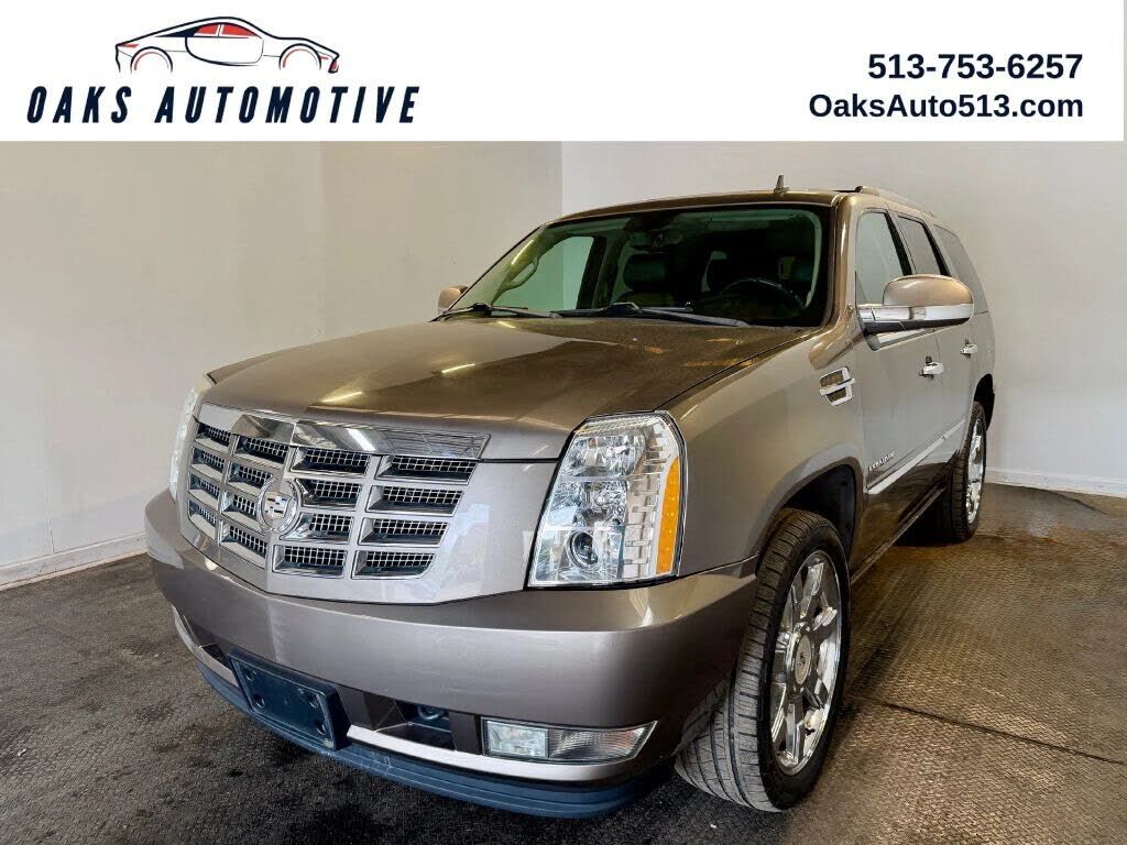 2011 CADILLAC Escalade