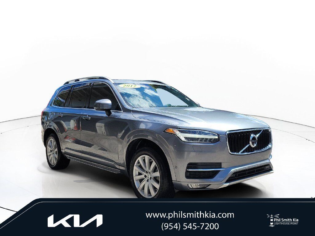 2017 VOLVO XC90