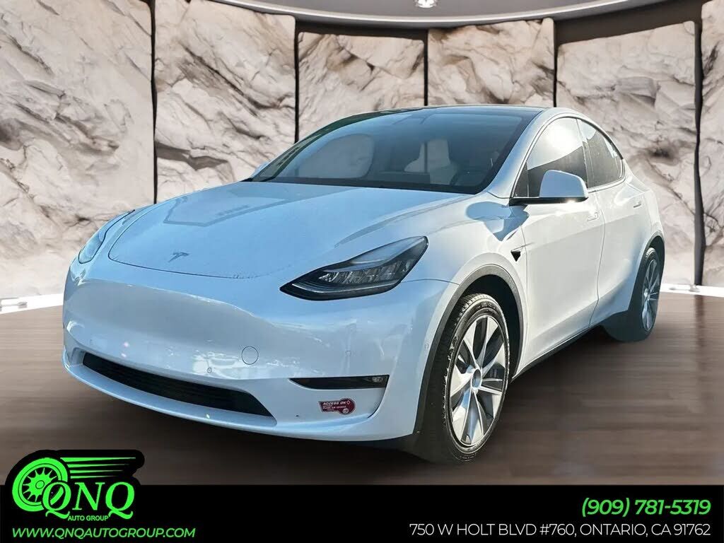 2021 TESLA Model Y