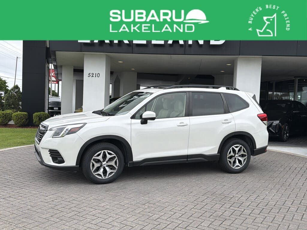2023 SUBARU Forester