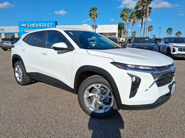 2026 CHEVROLET Trax