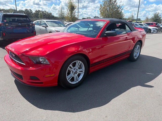 2013 FORD Mustang